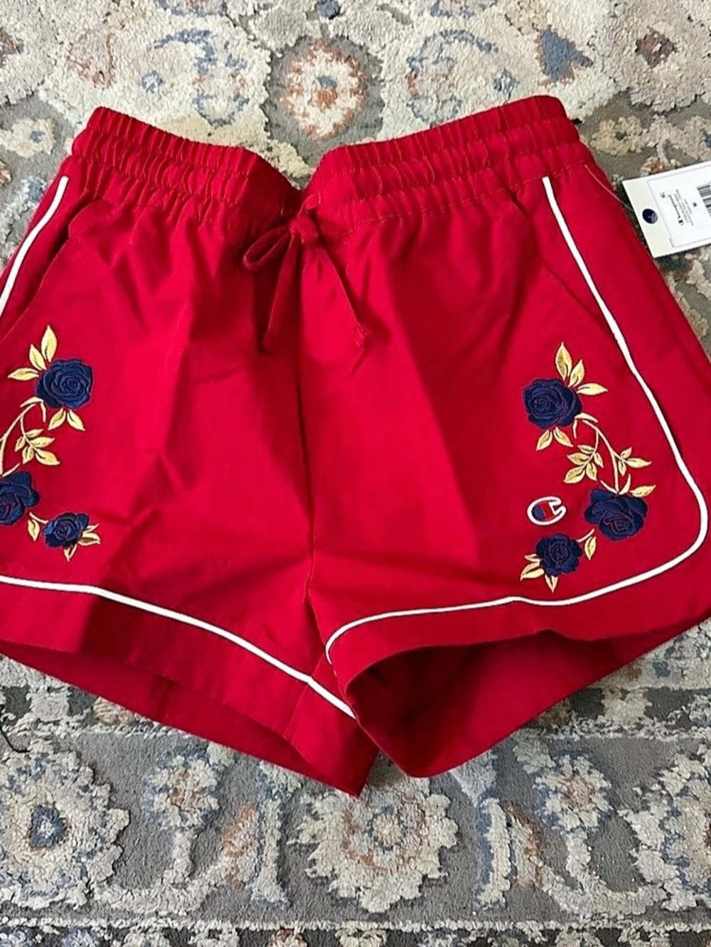 Champion Heritage Rose Shorts Floral Athletic Shorts in Red Size Medium NWT